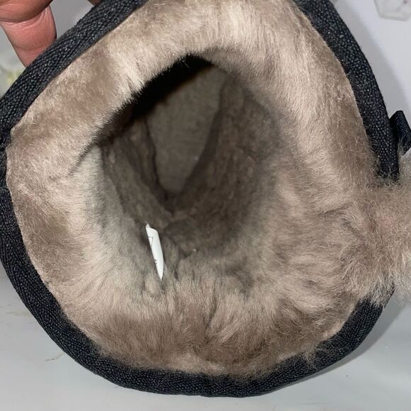 UGG Koolaburra Victoria Fur-Lined Boots with Bows - Picture 6 of 9